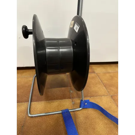 Avvolgitore x fetuccia/filo - recinti mucche - c/supporto metallico